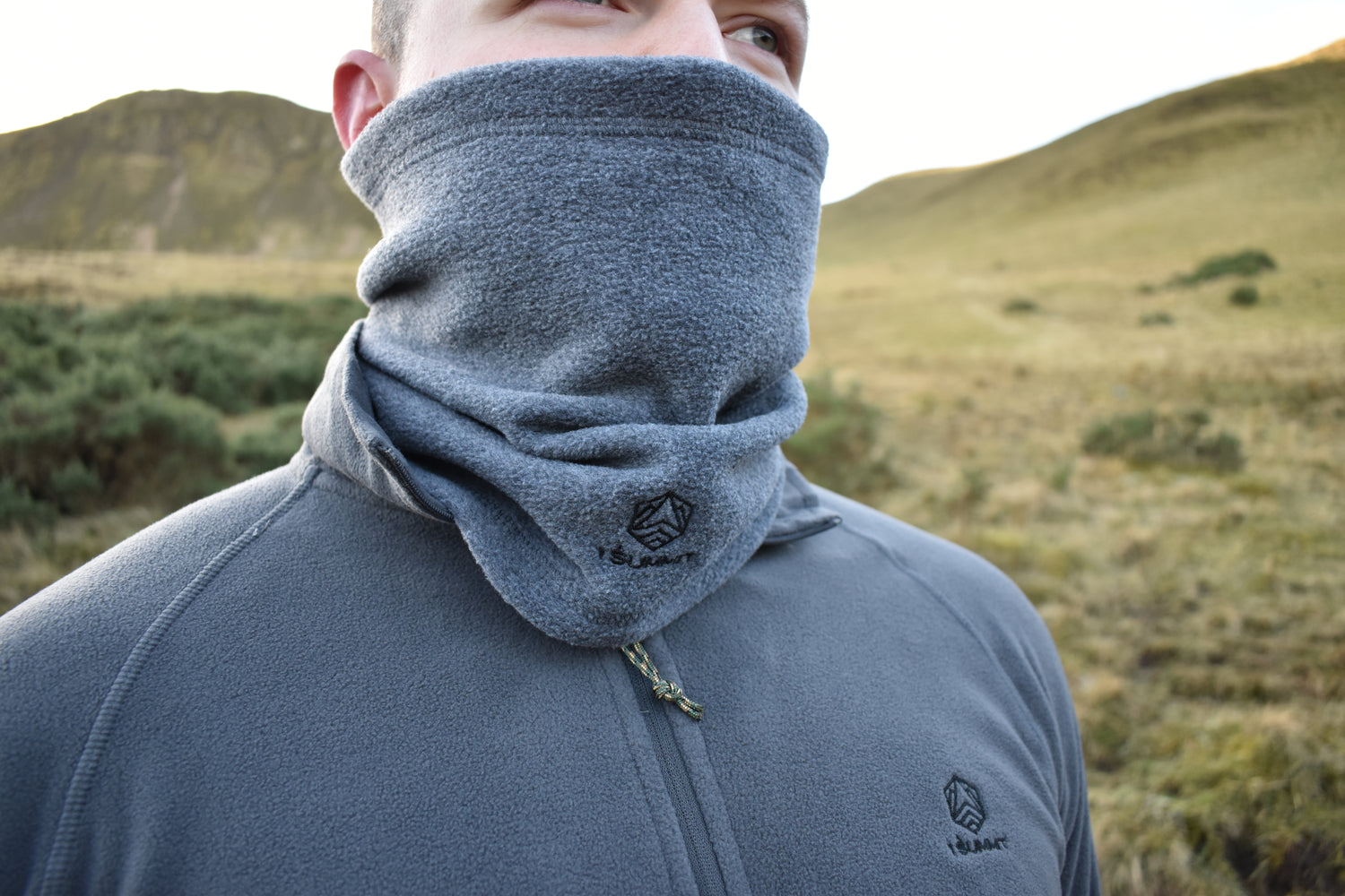 Barra Neck Snood